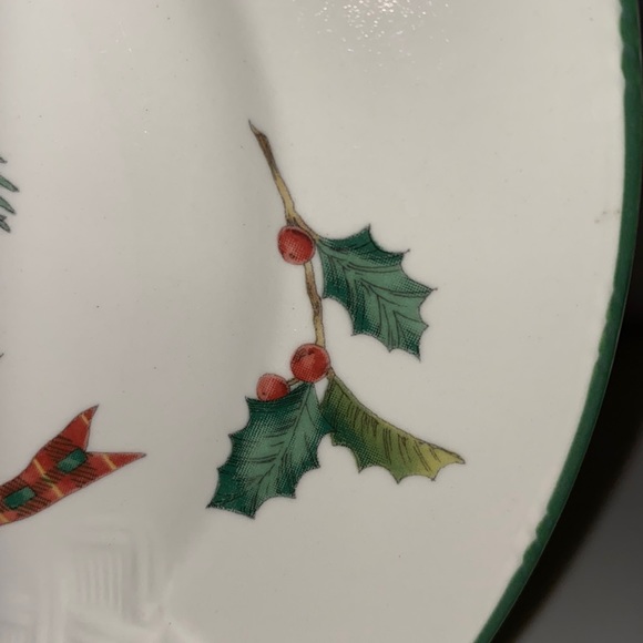 Christmas Plate by Mikasa - Picture 5 of 6